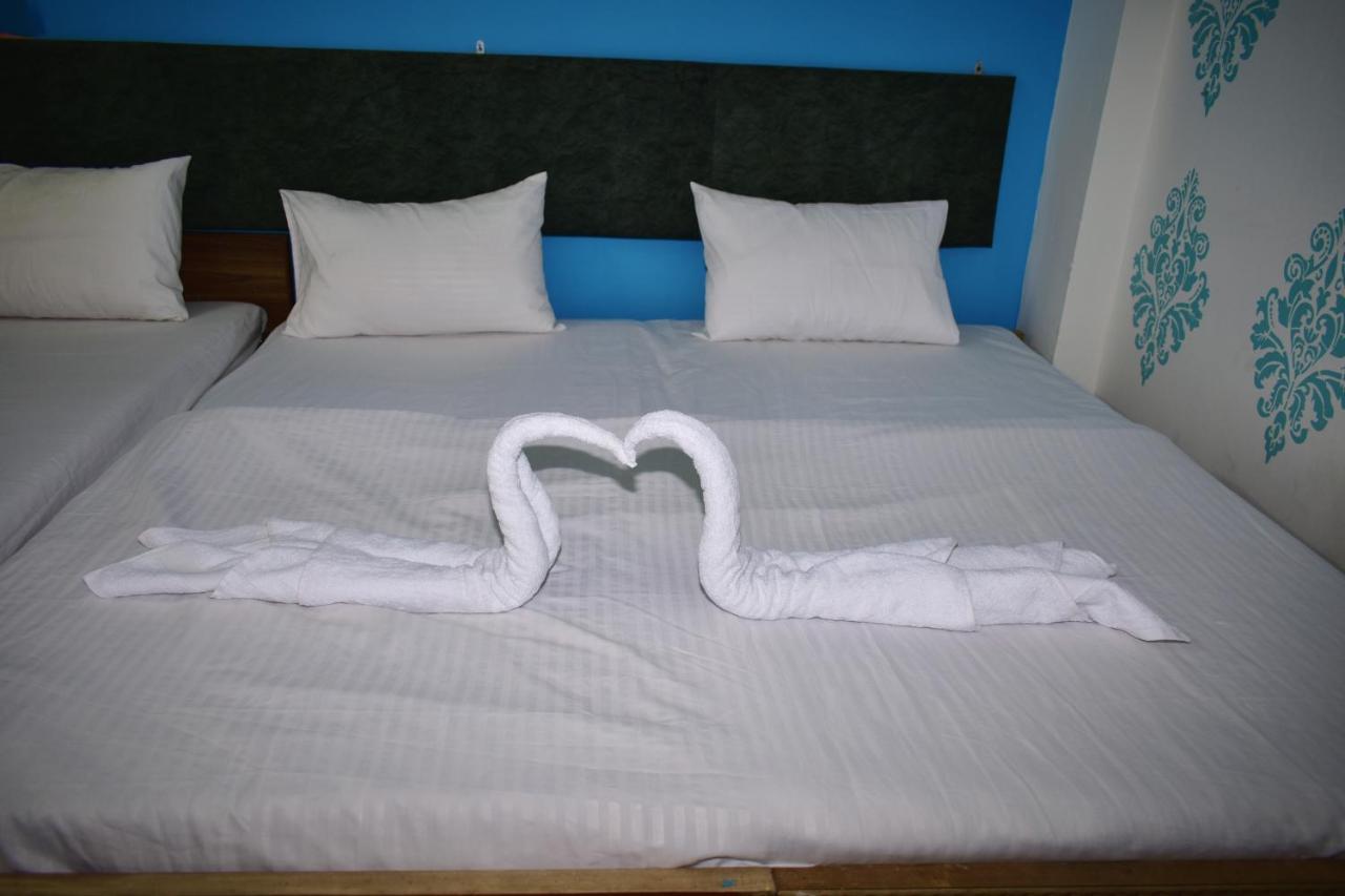 Sandhya Guest House Varanasi Near Ganga River Exterior photo